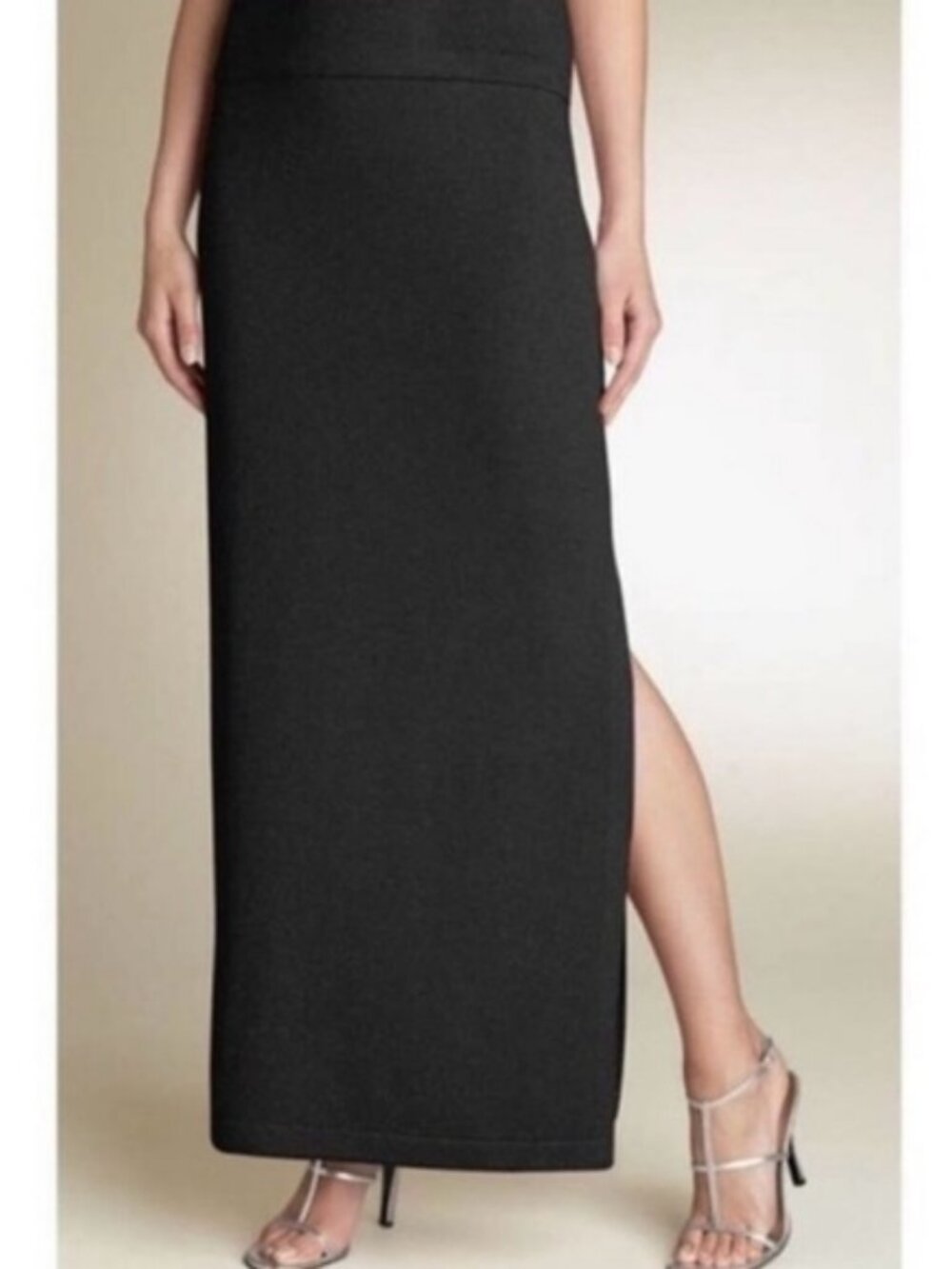 St. John Vintage Wool Knit Black Maxi Pencil Skirt with Slit. Women's Size 6